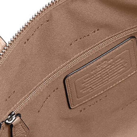 NWT Coach Biege Leather Tote Purse - Picture 5 of 5